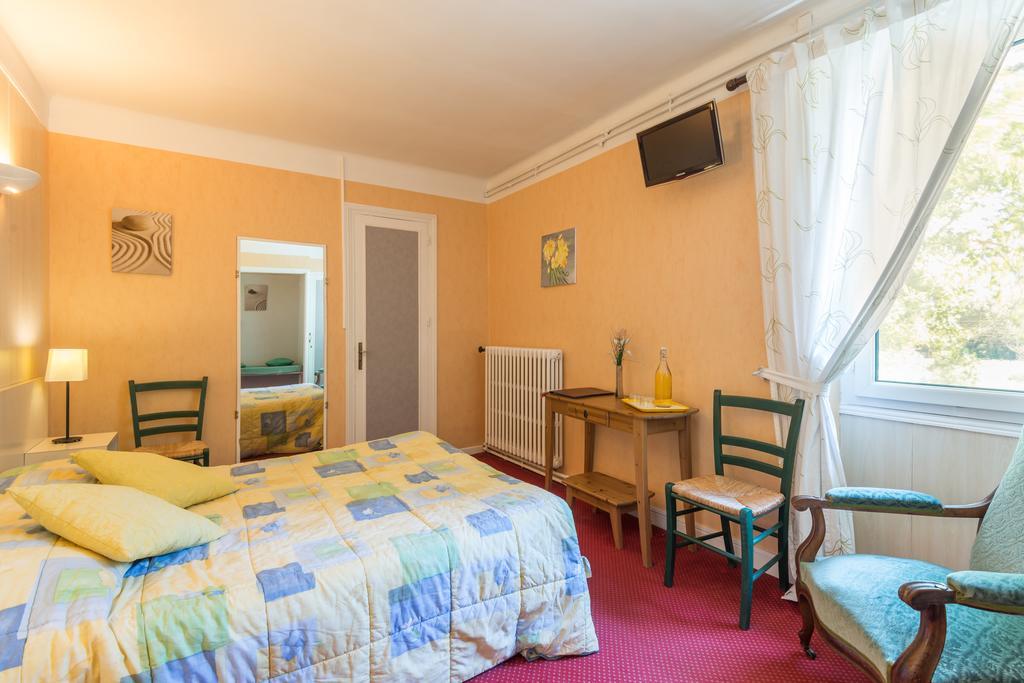 Hotel Du Val D'Aure Cadeac ภายนอก รูปภาพ