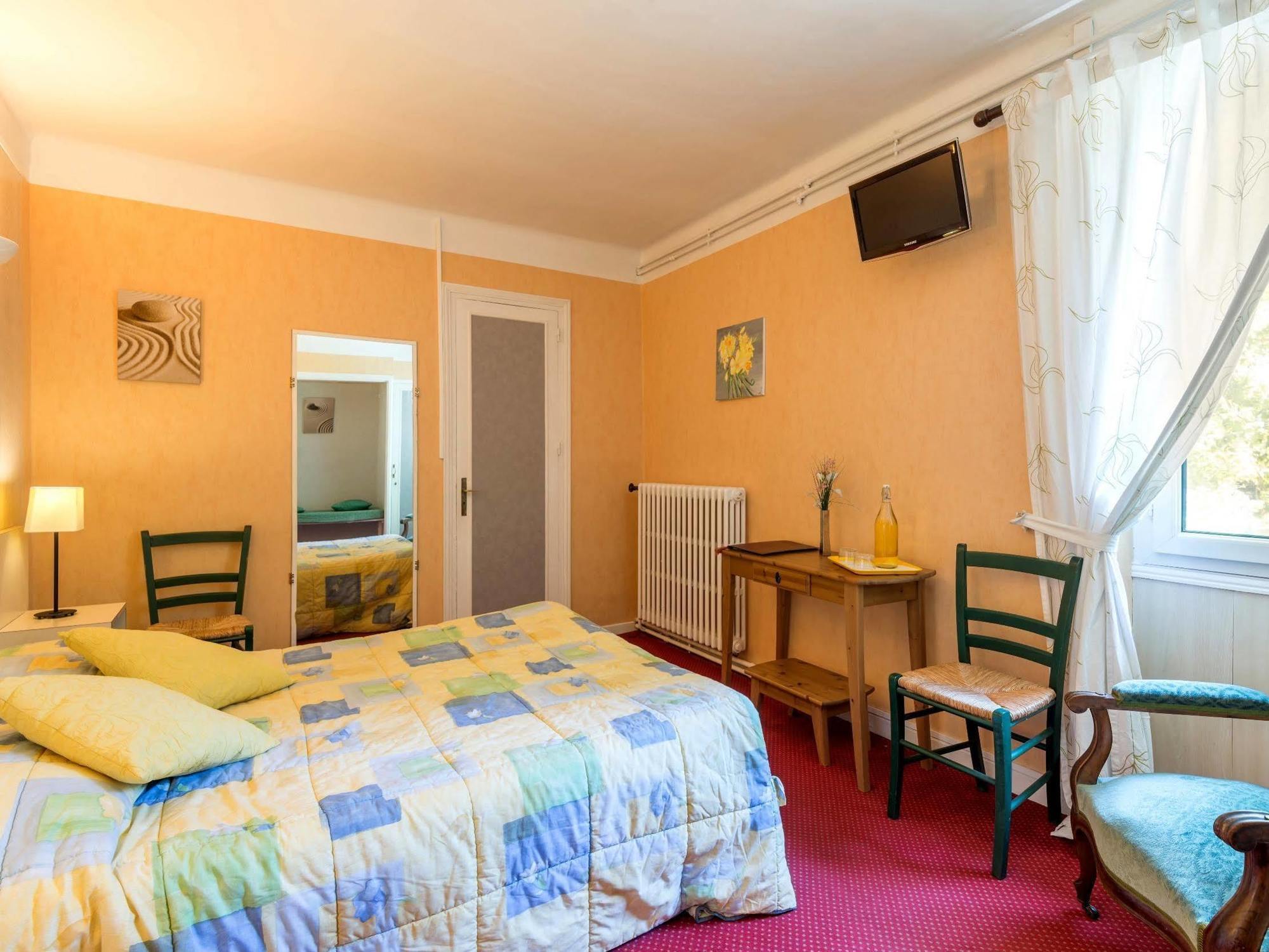 Hotel Du Val D'Aure Cadeac ภายนอก รูปภาพ